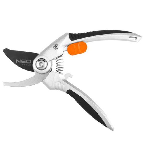 Neo Tools Zahradní nůžky, průměr řezu 20mm, délka 210mm, délka čepele 46mm, ocelová čepel,